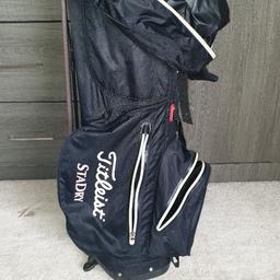 Titleist stadry golf carry bag has been used but still in good condition collection only from Mansfield area will not post