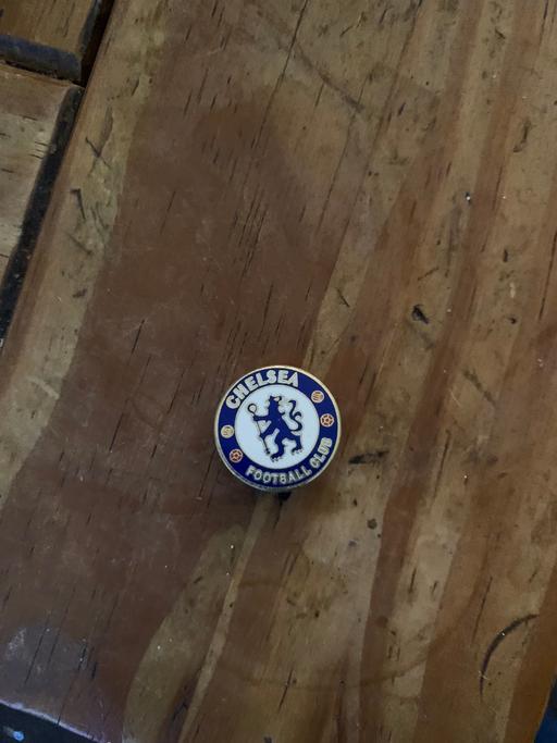 Buy & Sell Essex Southend-on-Sea - Photos for Chelsea football badge