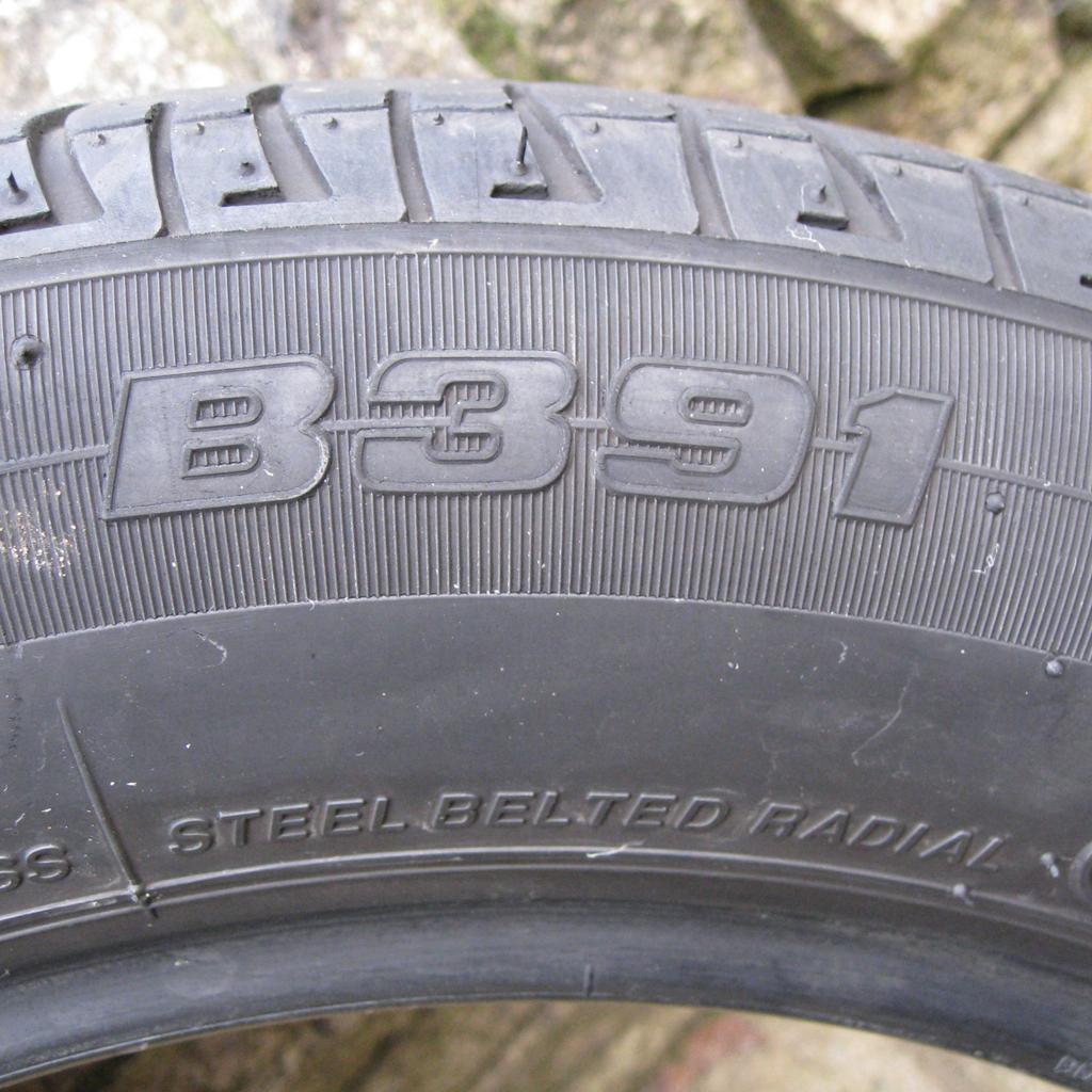 BRIDGESTONE B391 175 65 R14 82H PART USED in SM7 Banstead for