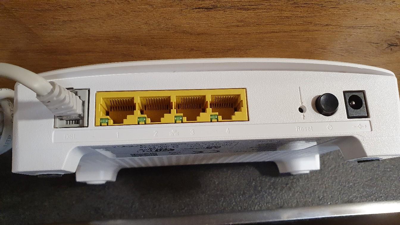 WLAN Router Technicolor A1 TG588v in 6345 Gemeinde Kössen für € 10,00
