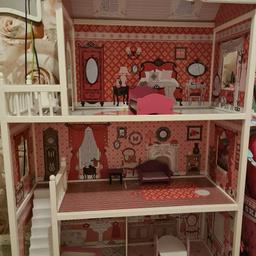 doll house 
no offers 
collection only