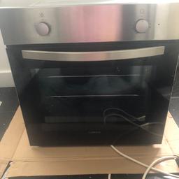 Single oven Lamona not fan assisted, 4 years old good clean condition, few wear and tear marks inside, but it is in fully working order, just plug in no hard wiring needed.