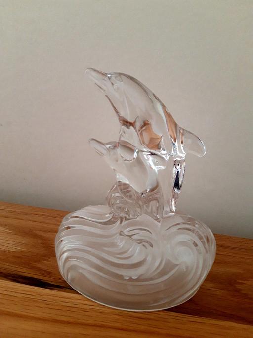 Buy & Sell Essex Epping Forest - Photos for Glass dolphins