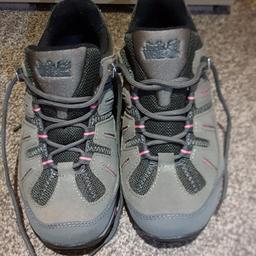 Brand New
Ladies Jack Wolfskin Walking Shoes
Size 5.5 (not 6)
No Box or tags
I removed tags presuming they would fit
£60
Wolverhampton
Can post for extra with royal mail 2nd class signed for