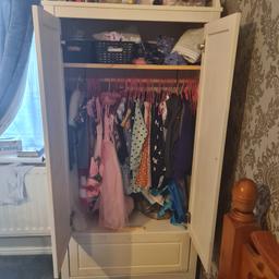 A very good condition IKEA SUNDVIK, has a shelf at the top and hanging rail and a draw at the bottom. Very spacious inside, collection from Walsall.
Size 80×50×171

no time wasters please