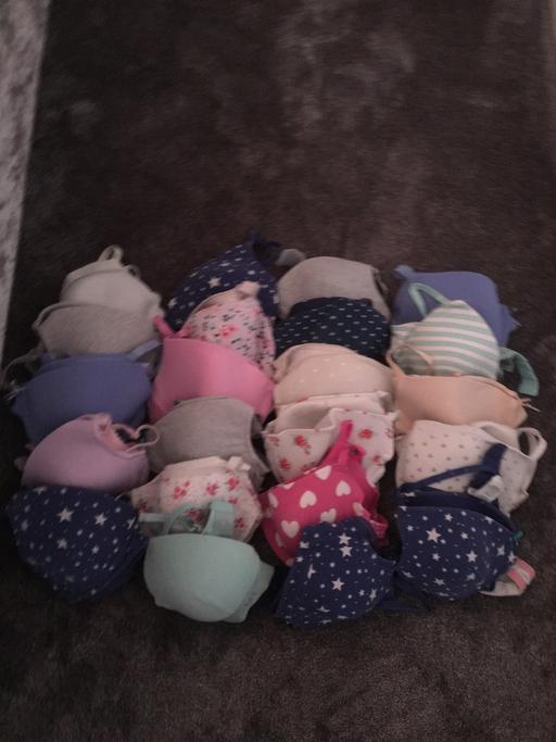 Buy & Sell Greater Manchester Wigan - Photos for 22 Bras