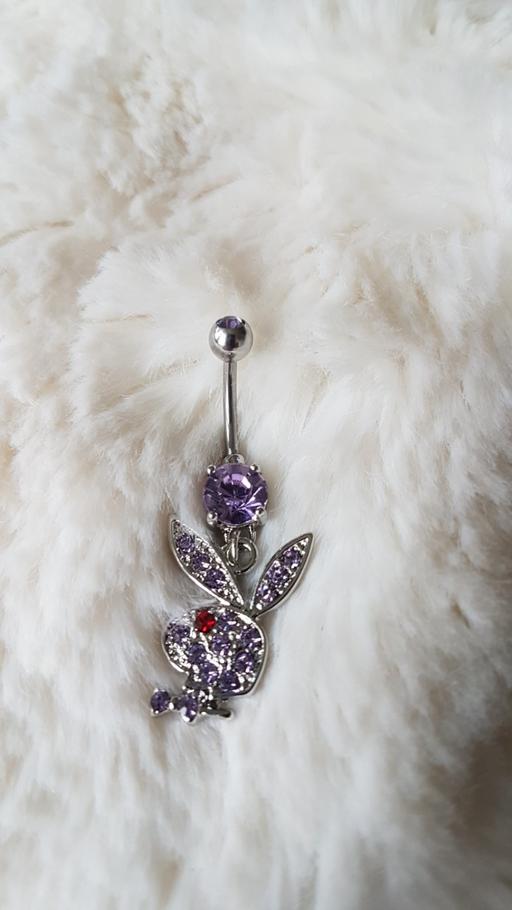 Buy & Sell Kent Maidstone - Photos for Dangling Playboy Bunny Belly Bar.