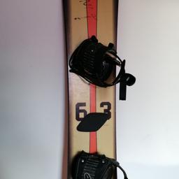 Oxygen snowboard, 157cm long with bindings.