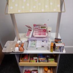 Toy shop in great condition with all accessories and till.
Clean and well looked after