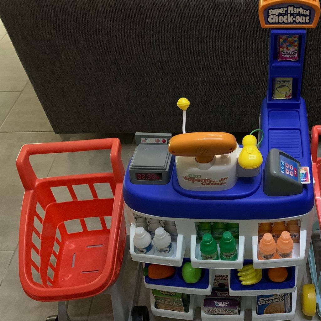 Smyths Toys deluxe supermarket & trolley in B24 Birmingham for £10.00