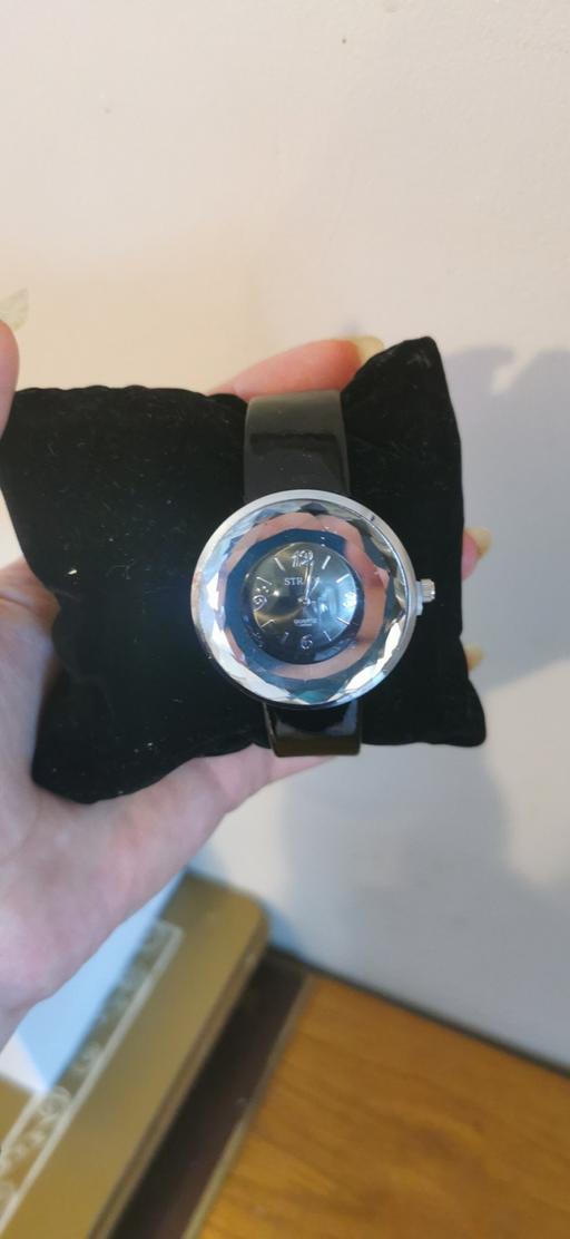 Buy & Sell Derbyshire Bolsover - Photos for Strada ladies watch