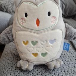 perfect condition ollie the owl

plays music and lights up to keep little one company

loop so you can attach to side of cot

operates on batteries not included

collection only PayPal in advance of collection