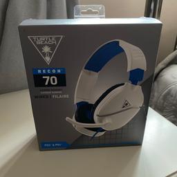 Turtle beach gaming headset (wired) 
Brand new 
PS5 & PS4 compatible 
Unwanted gift