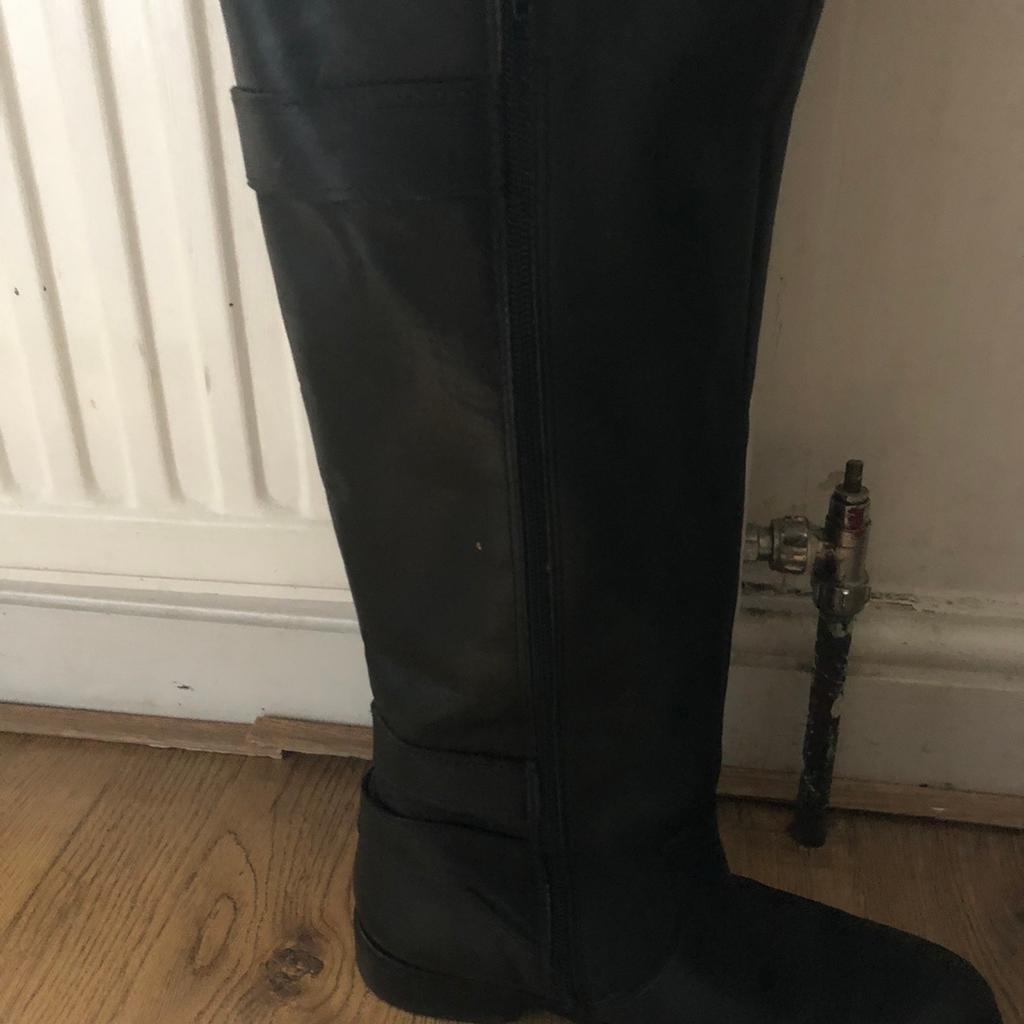 Ladies black leather sales boots size 6