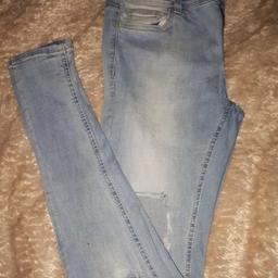 Set in stone jeans
stretch ultra skinny
waist = 28
NO OFFERS