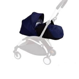 Kit nascita babyzen edizione limitata airfrance colore blu, completo di parapioggia. Ottimo stato, prezzo nuovo di 230euro.