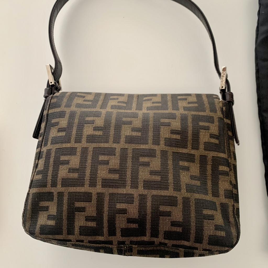 Piccola Borsa Fendi in 20136 Milano for €200.00 for sale | Shpock