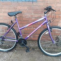 For sale 
girls bike
26inch wheels 
good tyers
pick up only Telford