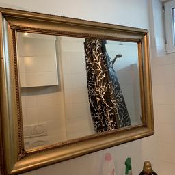 Spiegelschrank , Rahmen Gold, innen weiß, 85cm x65 cm tief 13 cm , tischlerarbeit um nur 50 Euro , Selbstabholer, Moosstraße