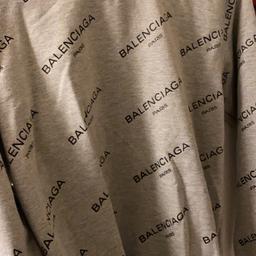 Säljer en grå balenciaga tröja för tjejer, strl xs/s
