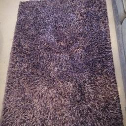 120cm x 170cm good quality rug. Bought it new for £120