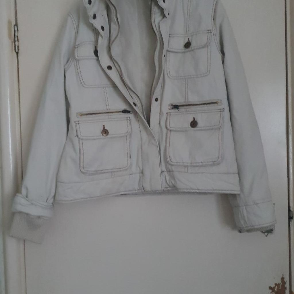 worn 3 times size 14 by brave, paid £25.00 Selling for £10.00, Happy for Collection at a social distance because of Covid-19, also Happy to post but you'll have to cover costs as I'm not working. NO TIME WASTERS.