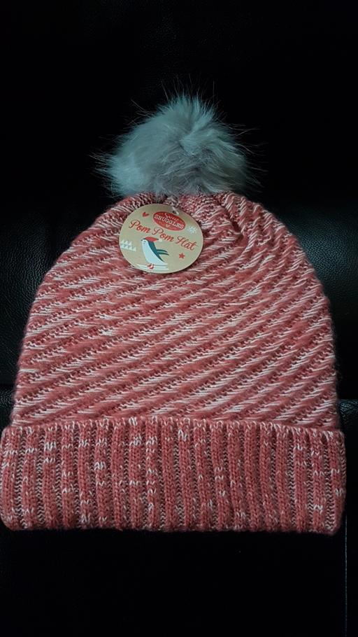 Buy & Sell Leicestershire Oadby and Wigston - Photos for New ladies pom pom hat