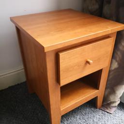 Nice little bedroom bedside table with drawer..... Average acceptable condition... Buyer collects ONLY