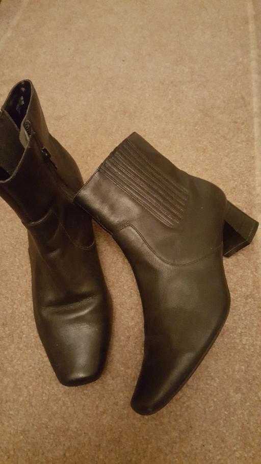 Buy & Sell Staffordshire Stoke-on-Trent - Photos for Any Ladies Leather Boots or Shoes £5 reduced