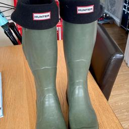 hunter wellies size 10 come with Hunter liner socks in Great condition hardy used collection only Edlington £40