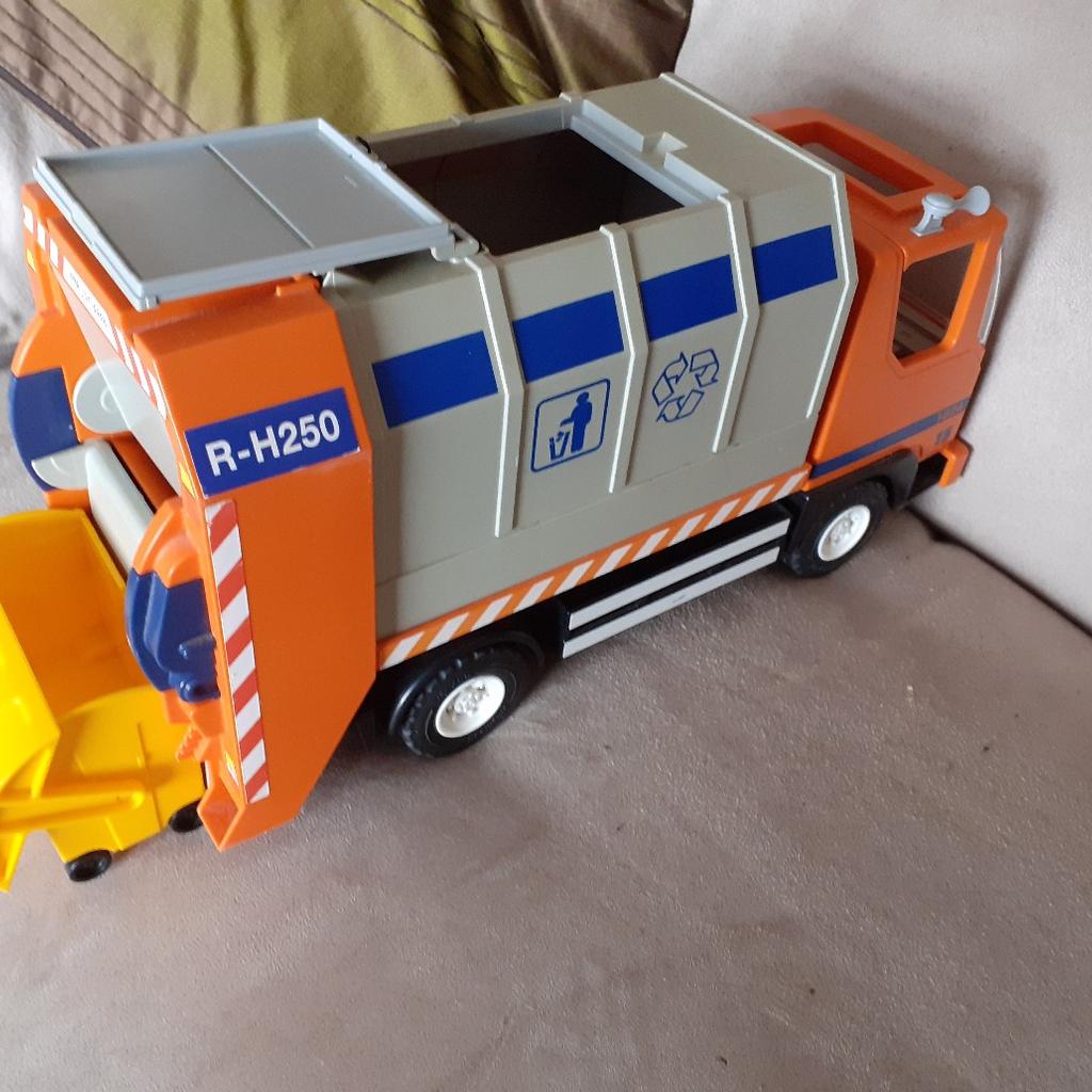 playmobil bin truck in S41 Chesterfield for £8.00 for sale | Shpock