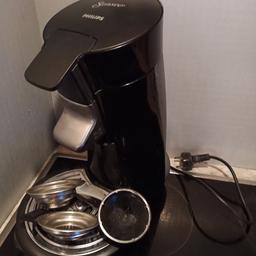 Verkaufe voll funktionsfähige Senseo Kaffeemaschine für Pads.
Versand möglich kostet dann extra.
Privatverkauf daher keine Garantie oder Rücknahme