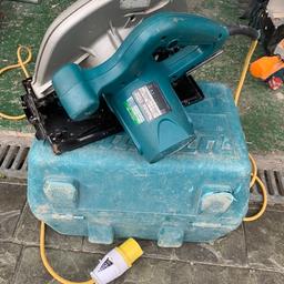 Makita 5704R 110v circular saw in full working order
Needs a new blade