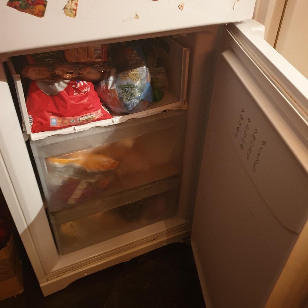 double doors Fridge Freezer For Free in B32 Birmingham für gratis zum