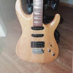 Great looking and even better playing shine guitar looking for a swop for a les paul style guitar. Offers