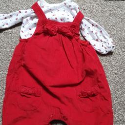 Plenty of wear babg wore this 2 times max

Purchased from Next for £24

No offers please

Collection only