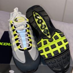 Brand new with box and papers
AirMax 95 (110s) 
UK 10.5