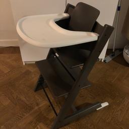 Säljer en Stokke tripptrapp stol
Inga defekter! 
Finns att hämta på Gärdet i Stockholm