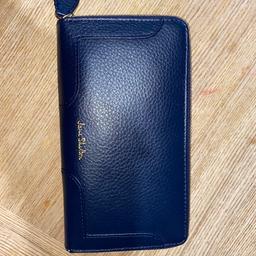 Brand New 
Jane Shilton
Genuine leather 
Navy purse