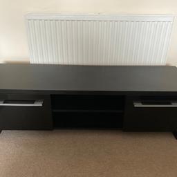Black tv cabinet for sale
Excellent condition
Size 
width 16 n half inches
Length 55 inches 
Height 16 inch

£15 ONO