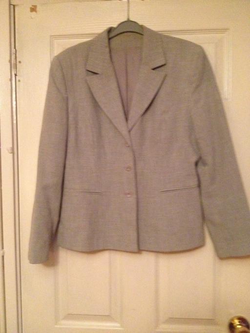 Buy & Sell Buckinghamshire Milton Keynes - Photos for Ladies size 14 Jacket