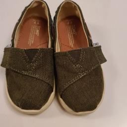 Toms shoes size UK 6, used couple times perfect condition