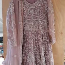 Brought this just before lockdown but wedding didnt take place.

Long beautiful dress with scarf. Perfect for parties/weddings

Purchased for 399

Quick sale

Can post for extra.