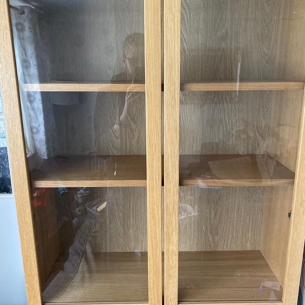 IKEA Billy Bookcase, Oak, w/ Glass doors in DA11 Northfleet für 55,00