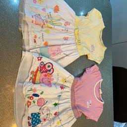 5 dresses 
2-3 years 
3-4 years
4-5 years

Good condition a couple only worn once or twice.
Ideal for nursery etc.

Smoke and pet free house