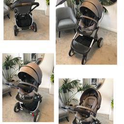 Good used condition, carrycot never used 
Paid just over £1k
Smoke and pet free home.
Also have rain cover.

Pick up Standish