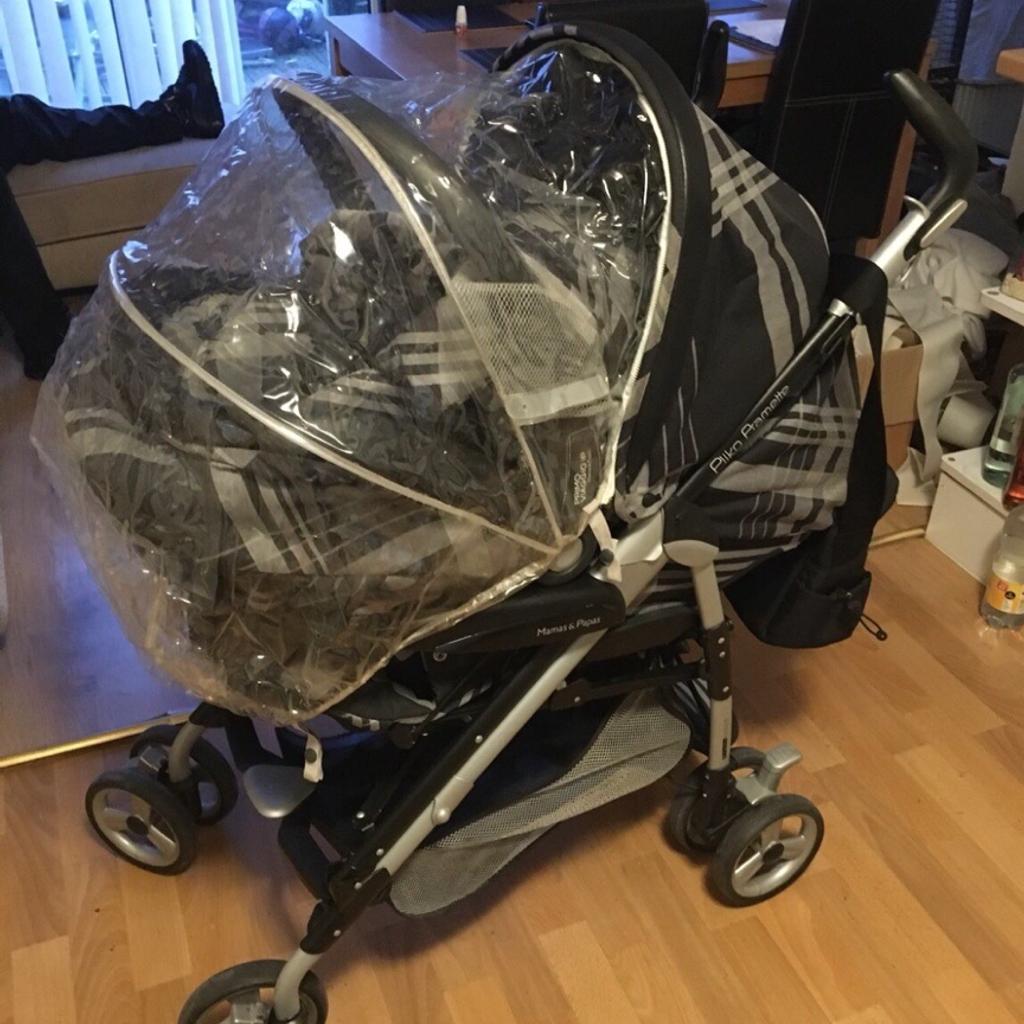 Mamas and papas Pram with car seat cosytoes rain cover and bag in very good condition collection only comes with instructions was a expensive pram new bargain can deliver for extra price