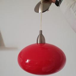 Rote Vintage Lampe.
Durchmesser 35cm

Einwandfreier Zustand.

Nur Selbstabholung.