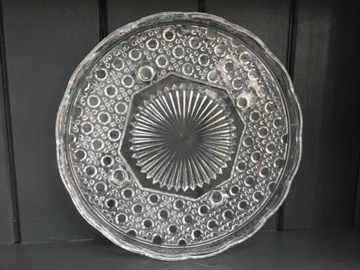 Buy & Sell Suffolk East Suffolk - Photos for Vintage Glass Cake Plate