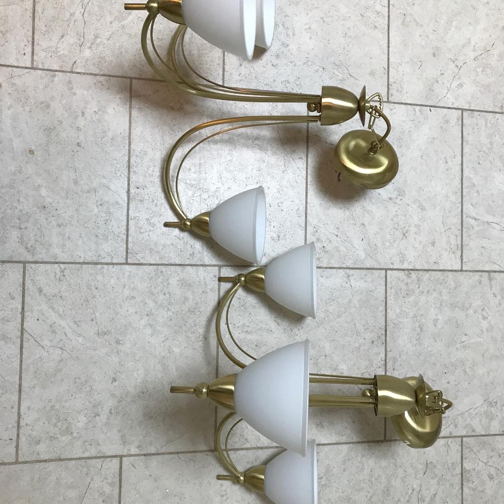 Light fitting x2 free to collector in WR4 Worcester für gratis zum